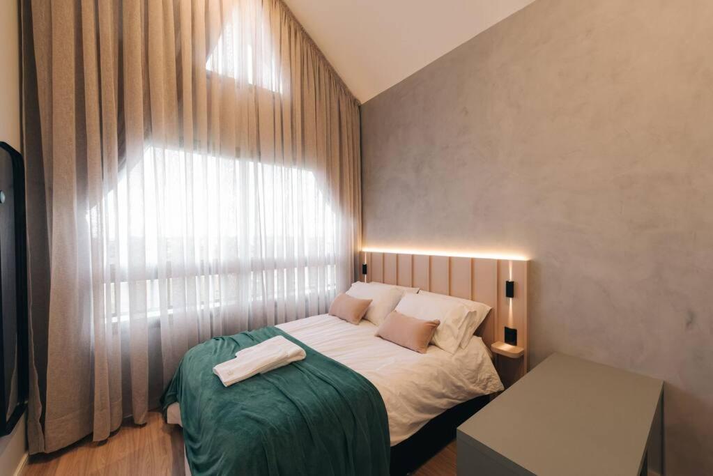 Apartment Exclusivo No Parque Com Vaga De Garagem